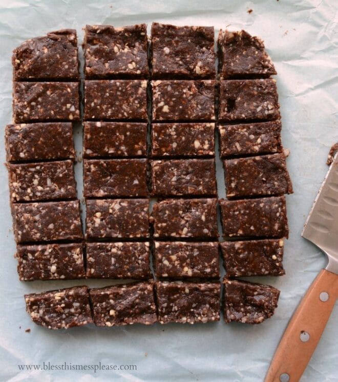 Healthy No Bake Snack Bars. Make these for your snack today (and then eat them for breakfast tomorrow too!)